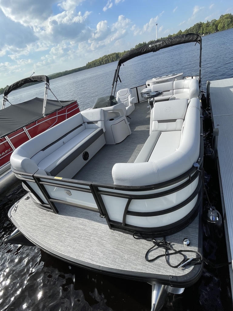 PONTOON - 12 PASSENGER PREMIER FAMILY CRUISE 