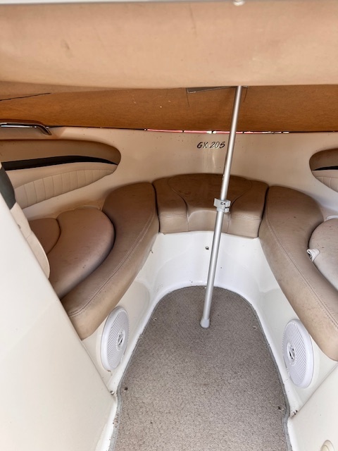 USED 2006 GLASTRON 