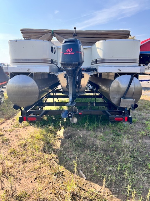 SOLD USED 18' NORTHWOODS PONTOON