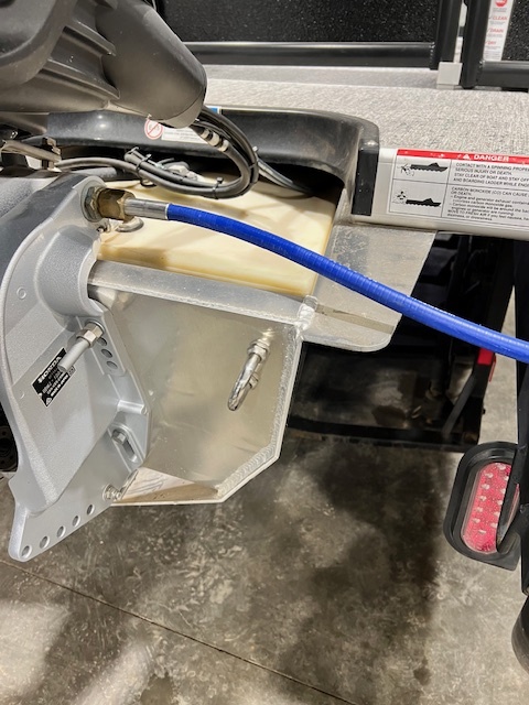 USED PREMIER SUNSATION 21' RF PONTOON W/ SEA-LEGS