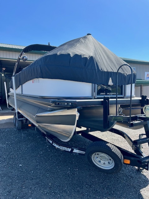 USED 2025 250 INTRIGUE RF - DL