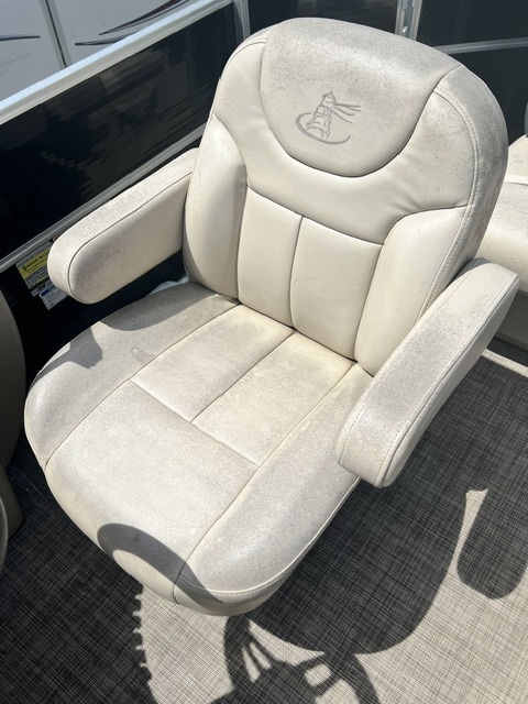 USED 2016 18' MISTY HARBOR W/50HP EVENRUDE E-TEC