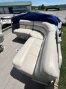USED 2008 22' BENTLEY 223 PRESTIGE TRITOON W/150HP EVINRUDE
