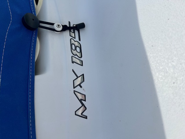 USED 17' 2011 GLASTRON MX 185 W/MERCRUISER