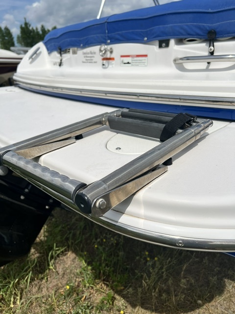 USED 17' 2011 GLASTRON MX 185 W/MERCRUISER