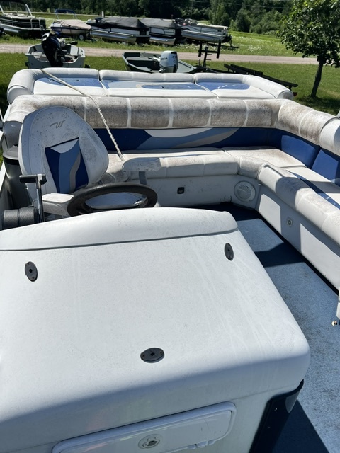 USED 24' WEERES PONTOON W/40HP EVINRUDE 2-SRTOKE