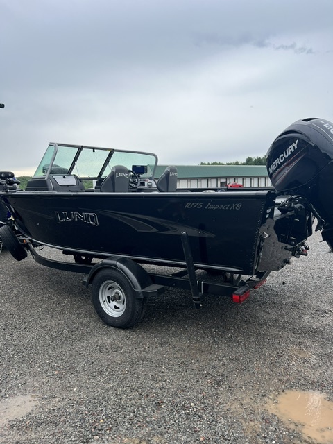 USED 2018 LUND 1875 IMPACT XS W/150HP MERCURY