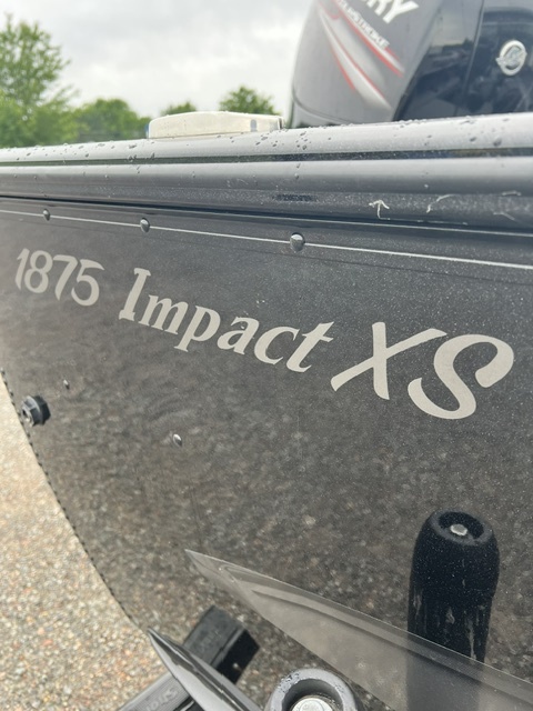 USED 2018 LUND 1875 IMPACT XS W/150HP MERCURY