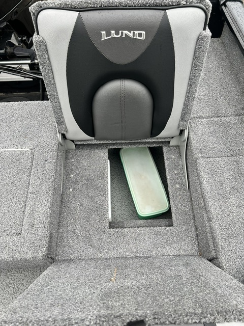 USED 2018 LUND 1875 IMPACT XS W/150HP MERCURY