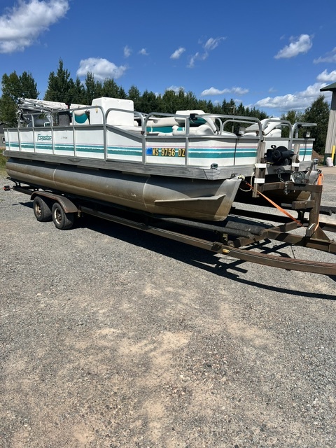 USED 1992 FORESTER 20' PONTOON W/40HP MERCURY