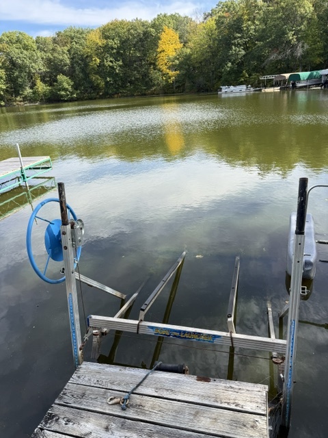 USED JET SKI LIFT 