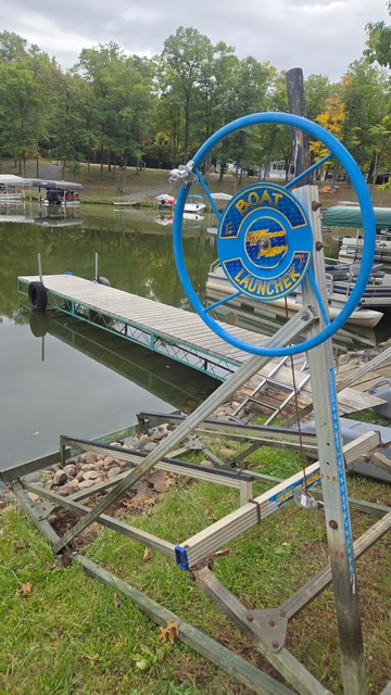 USED JET SKI LIFT 